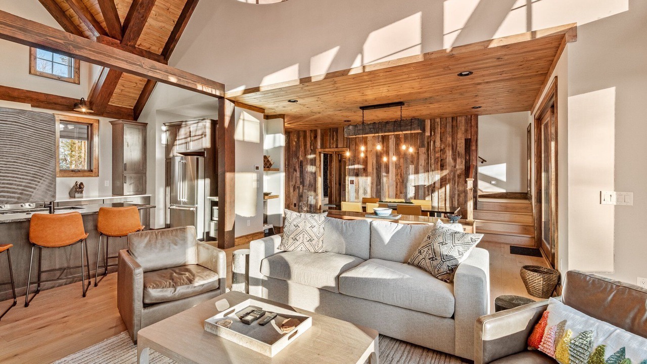Photo of Livingroom in Elk Park