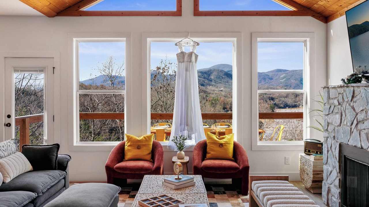 Photo of Livingroom in Sunset Cove