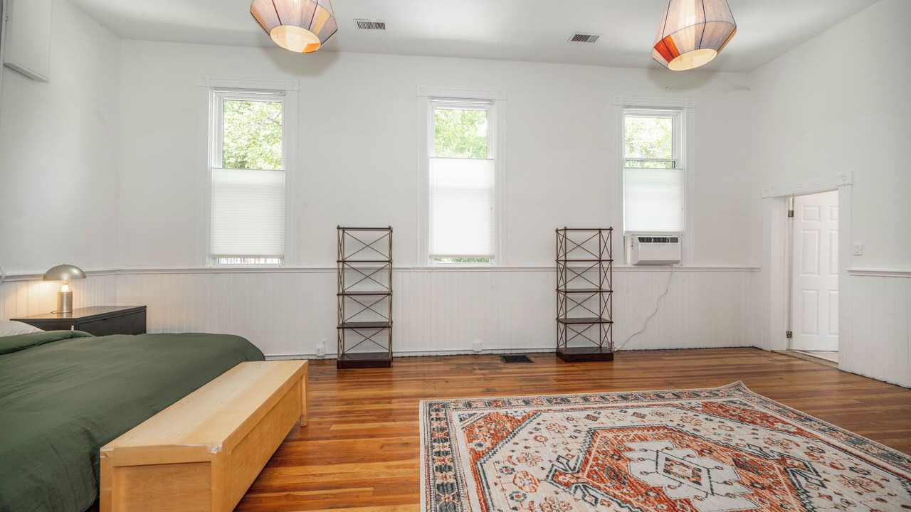 Photo of Bedroom in Covington