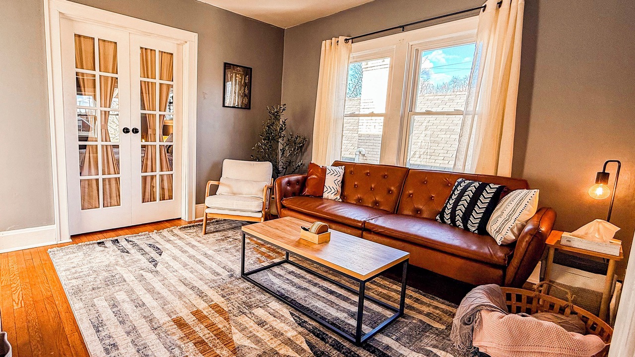 Photo of Livingroom in Fairfax