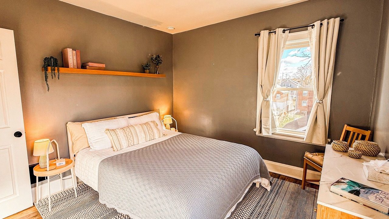 Photo of Bedroom in Fairfax