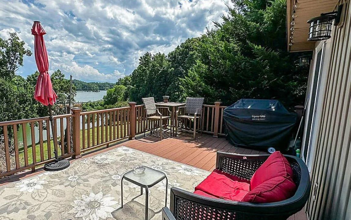 Photo of Patio Balcony in Dandridge