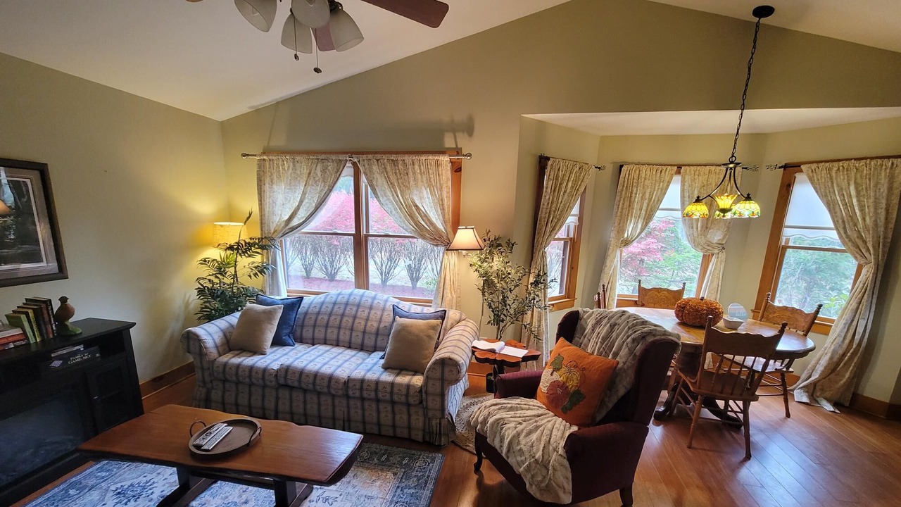 Photo of Livingroom in Columbus