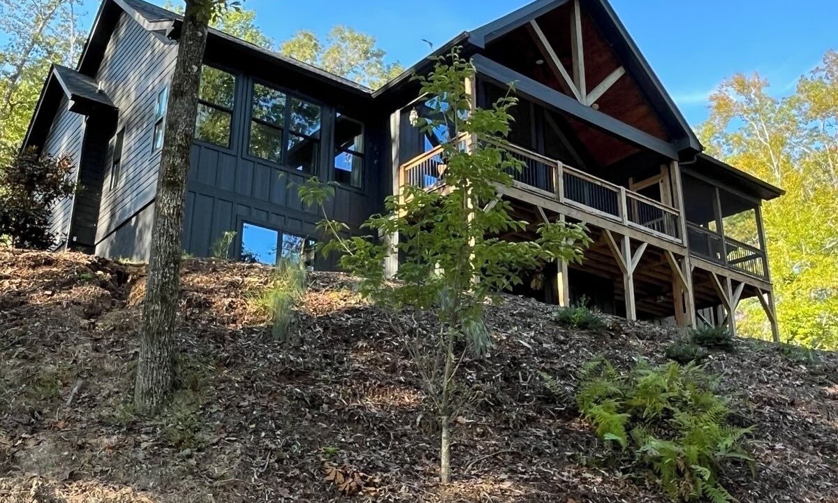 Photo of Outdoor in Mill Spring