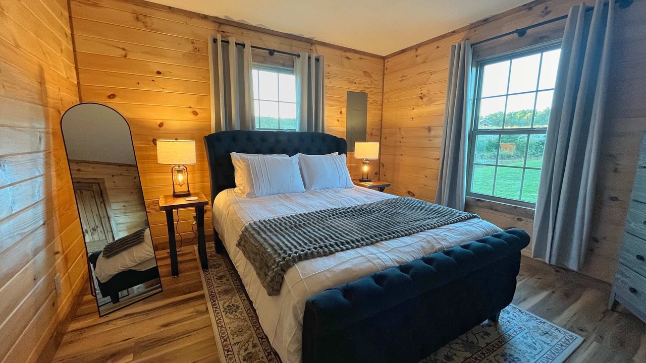 Photo of Bedroom in Rogers