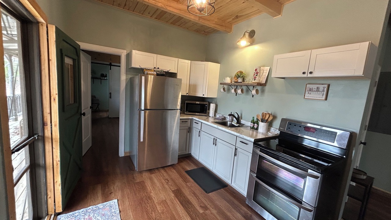 Photo of Kitchen in Clay City