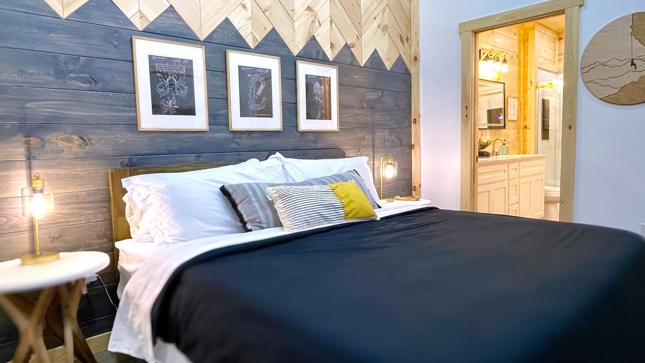 Photo of Bedroom in Campton