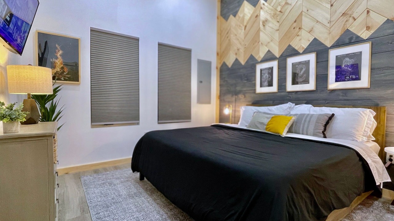 Photo of Bedroom in Campton