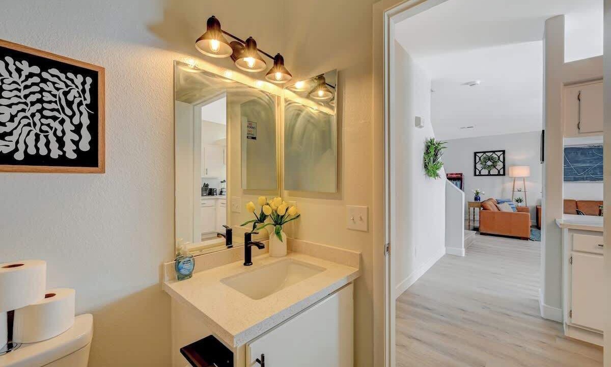 Photo of Bathroom in North Las Vegas