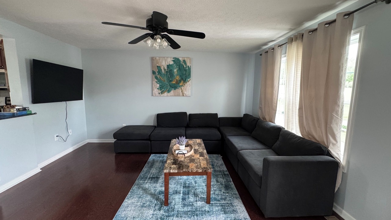 Photo of Livingroom in Bridgeport
