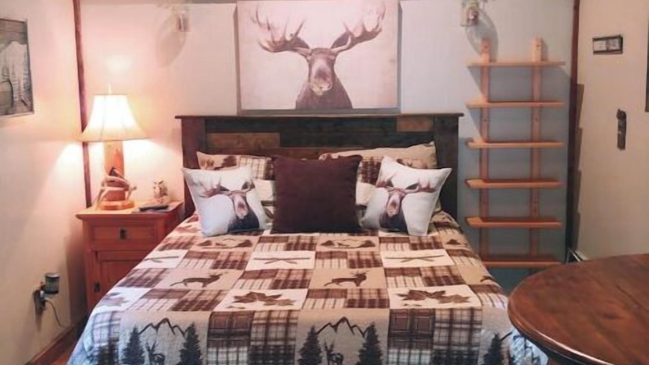 Photo of Bedroom in Flag Pond
