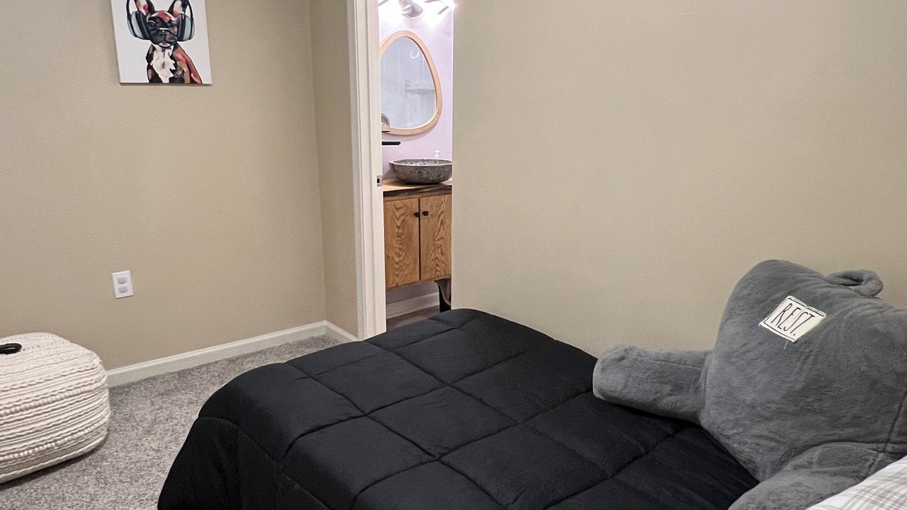 Photo of Bedroom in Frankfort