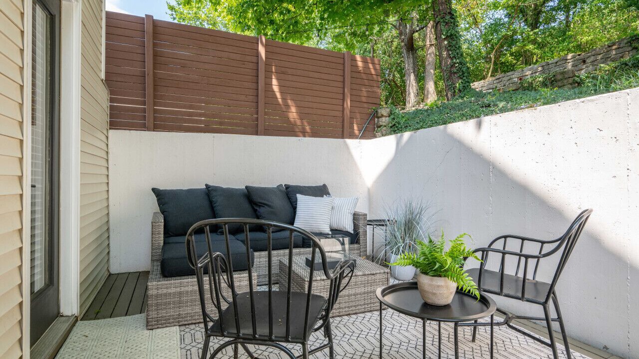 Photo of Patio Balcony in Columbia-Tusculum