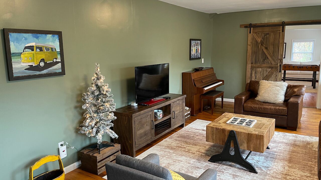 Photo of Livingroom in Milford