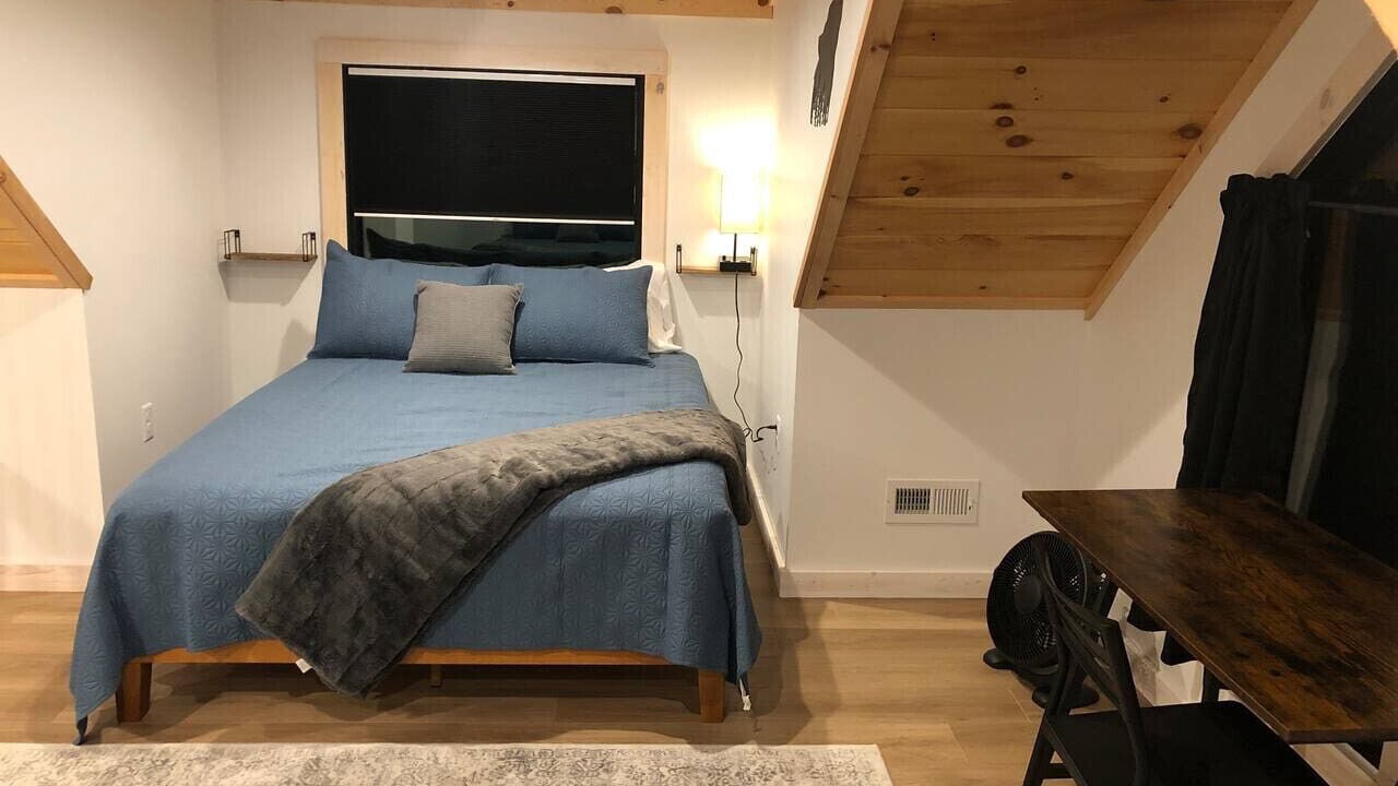 Photo of Bedroom in Campton