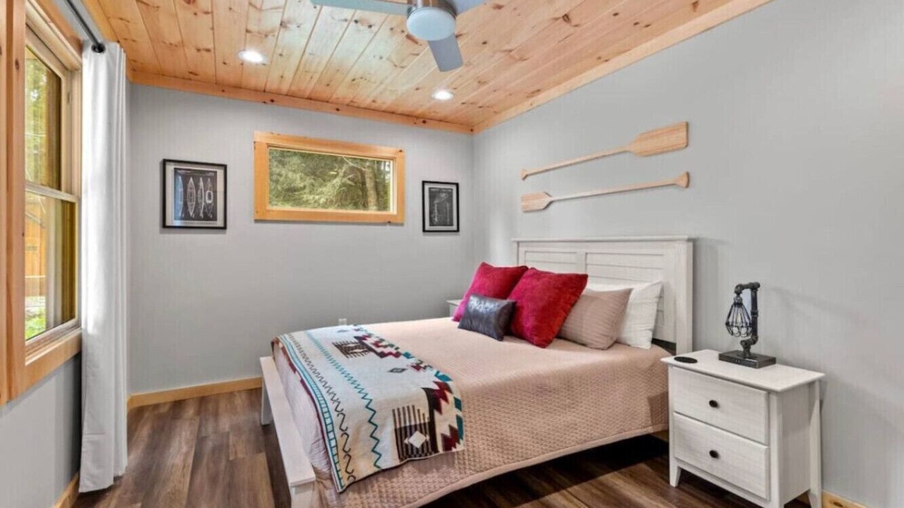 Photo of Bedroom in Campton