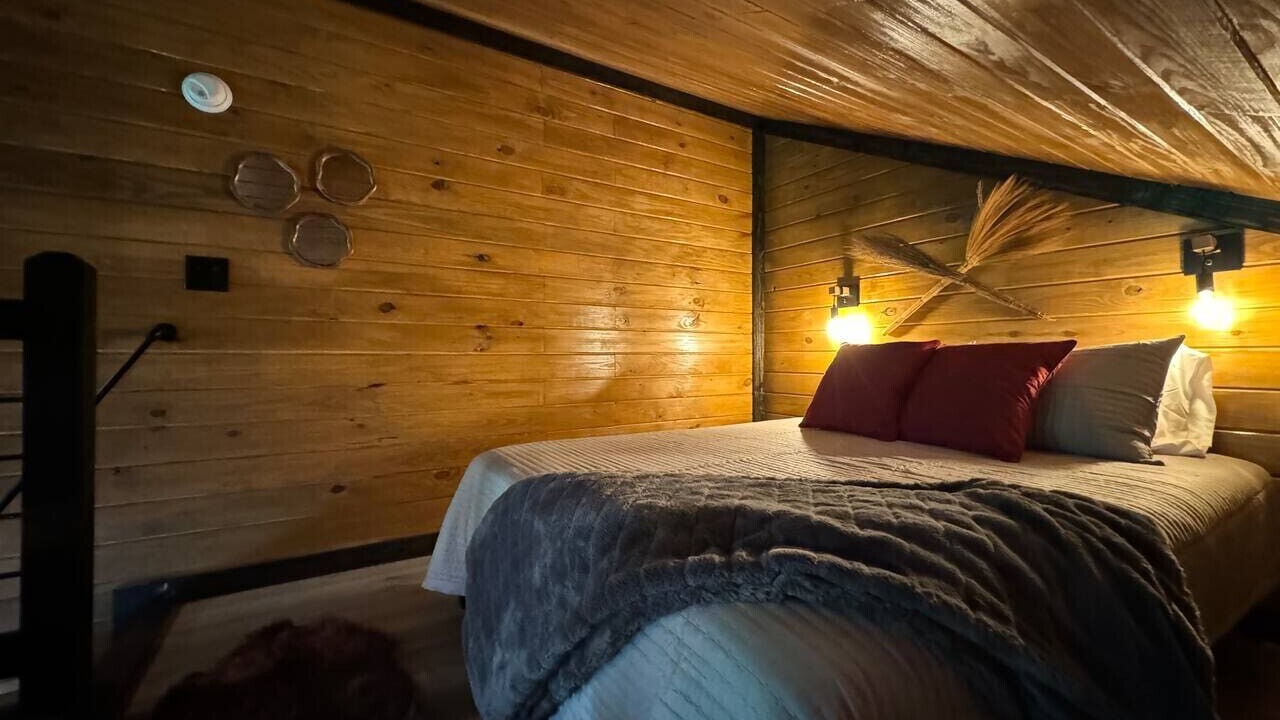 Photo of Bedroom in Campton