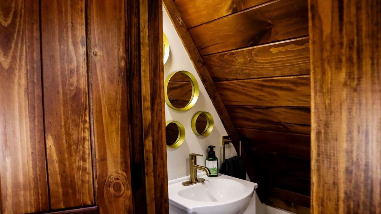 Photo of Bathroom in Campton