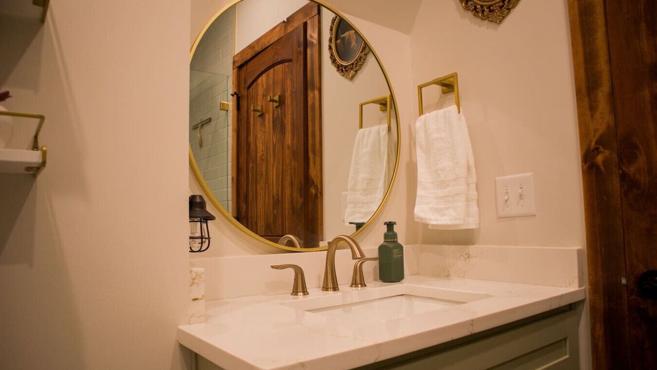 Photo of Bathroom in Campton
