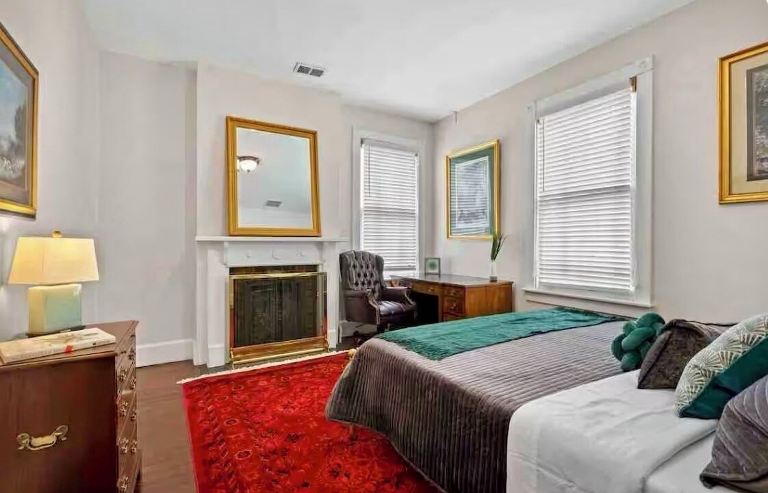 Photo of Bedroom in Northside District