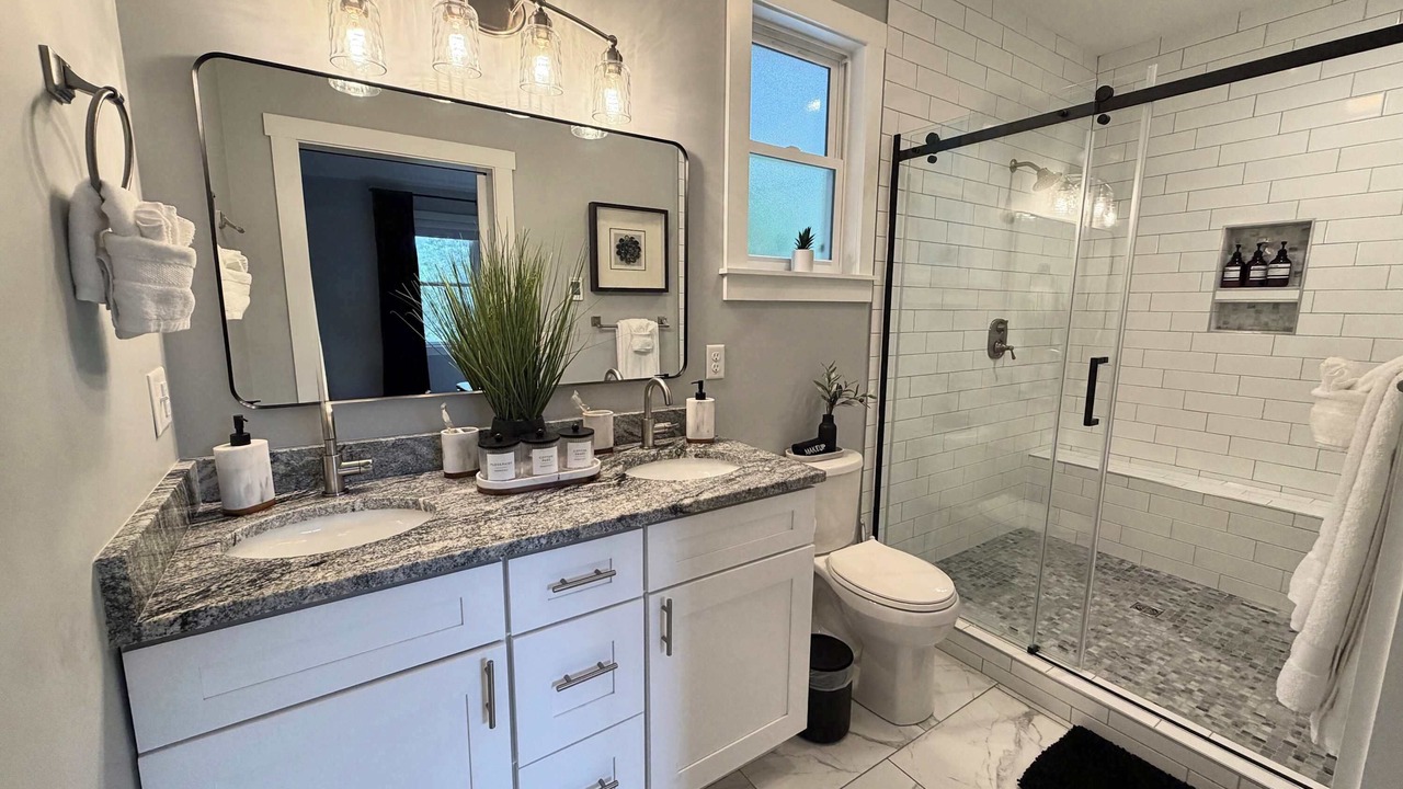 Photo of Bathroom in Swannanoa