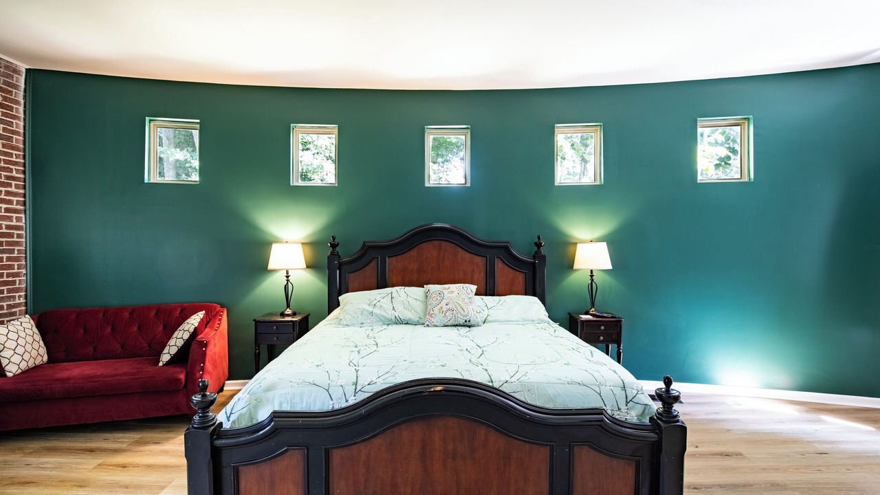 Photo of Bedroom in Knoxville