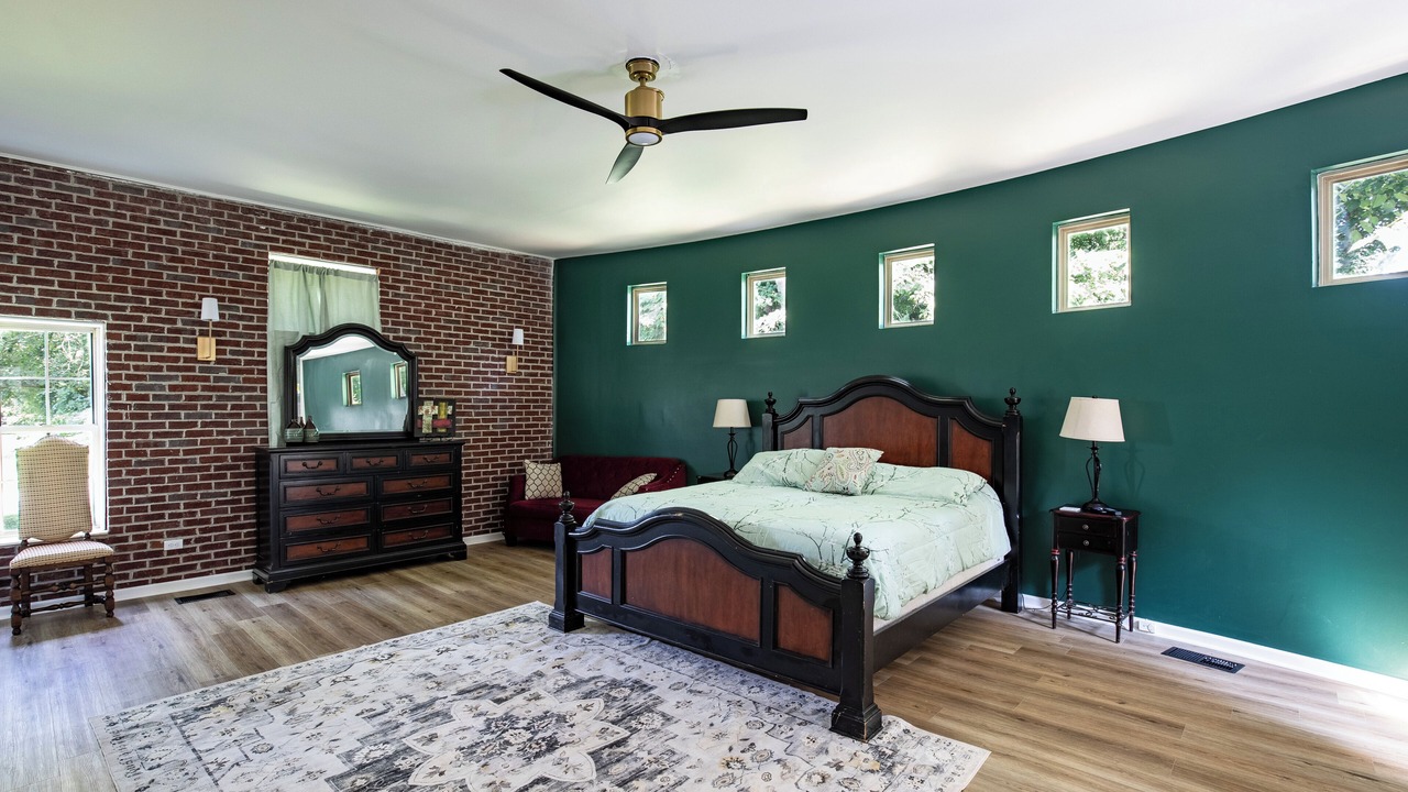 Photo of Bedroom in Knoxville