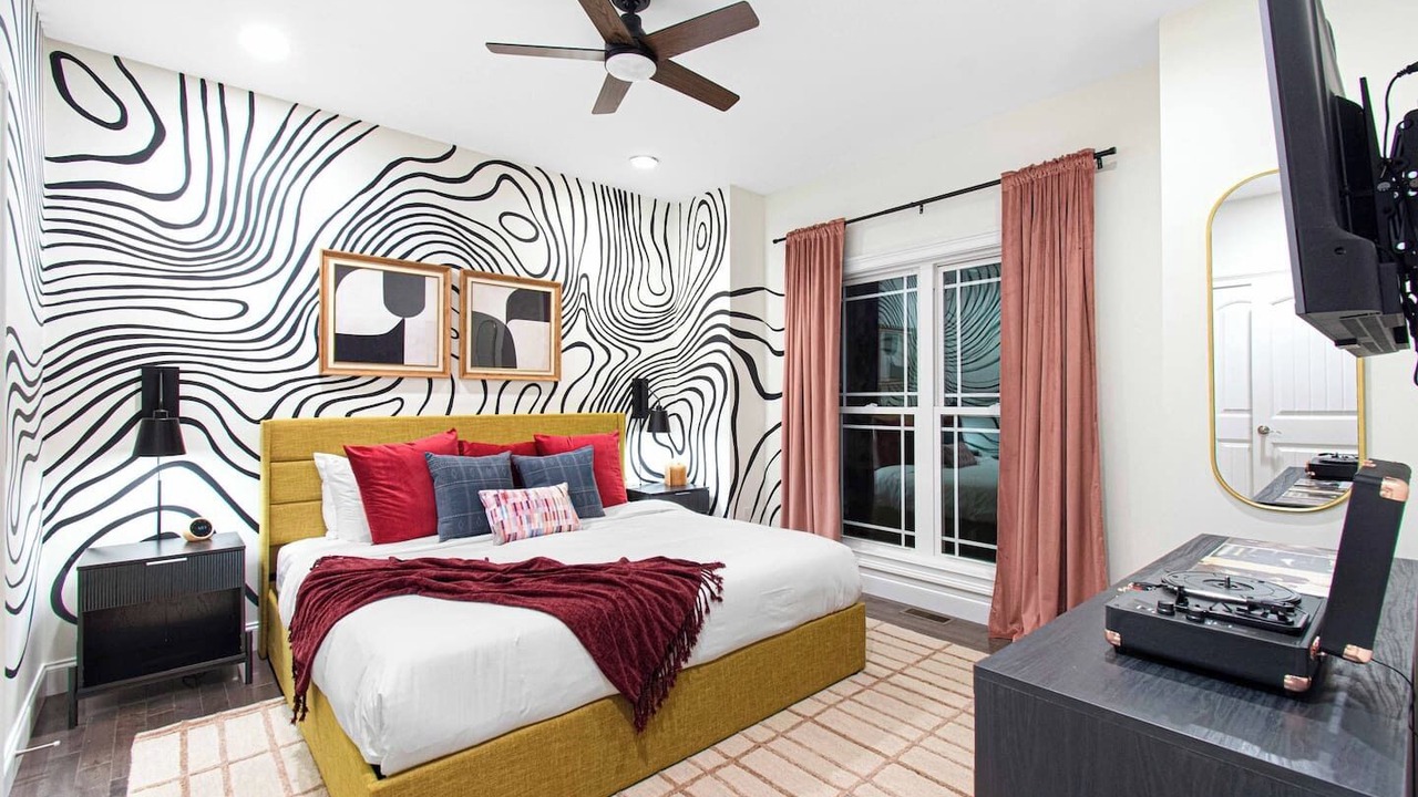 Photo of Bedroom in Swannanoa