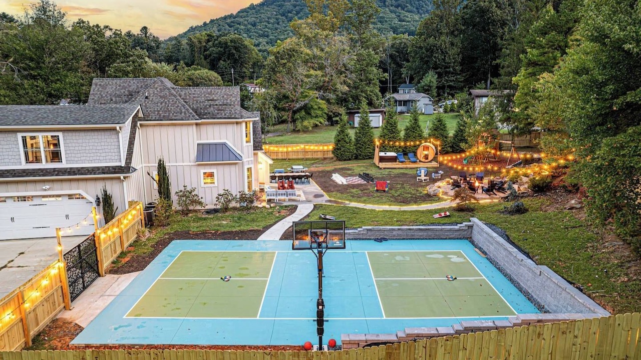 Photo of Outdoor in Swannanoa