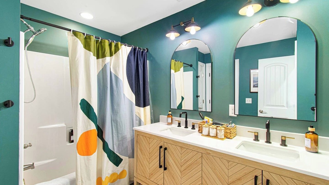 Photo of Bathroom in Swannanoa