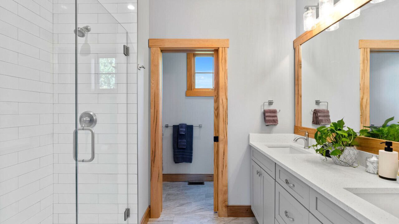 Photo of Bathroom in Black Mountain