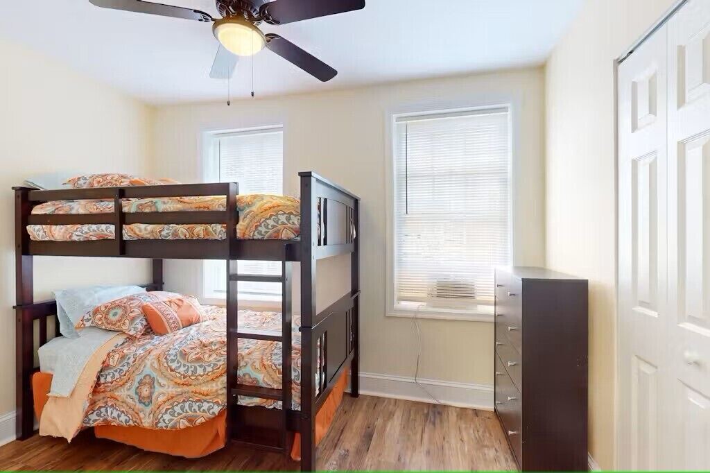 Photo of Bedroom in Downtown