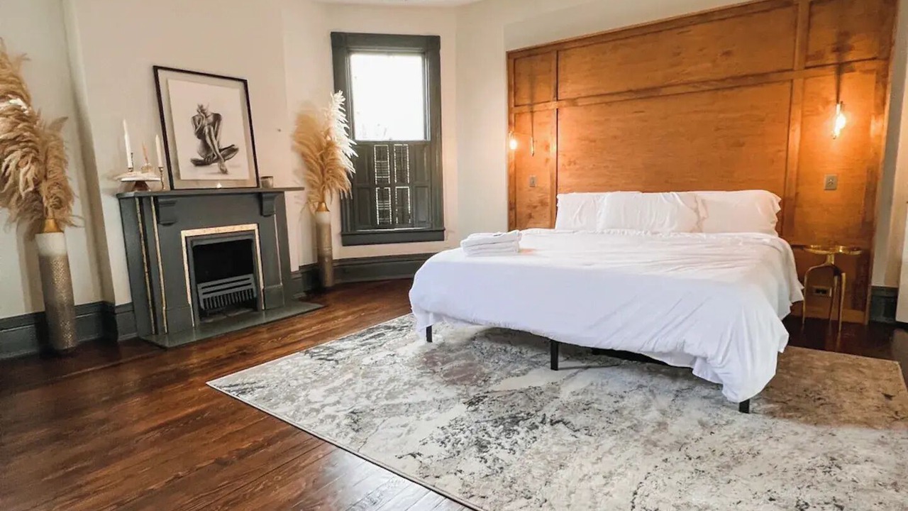 Photo of Bedroom in Northside District