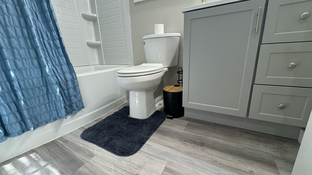 Photo of Bathroom in Waneta