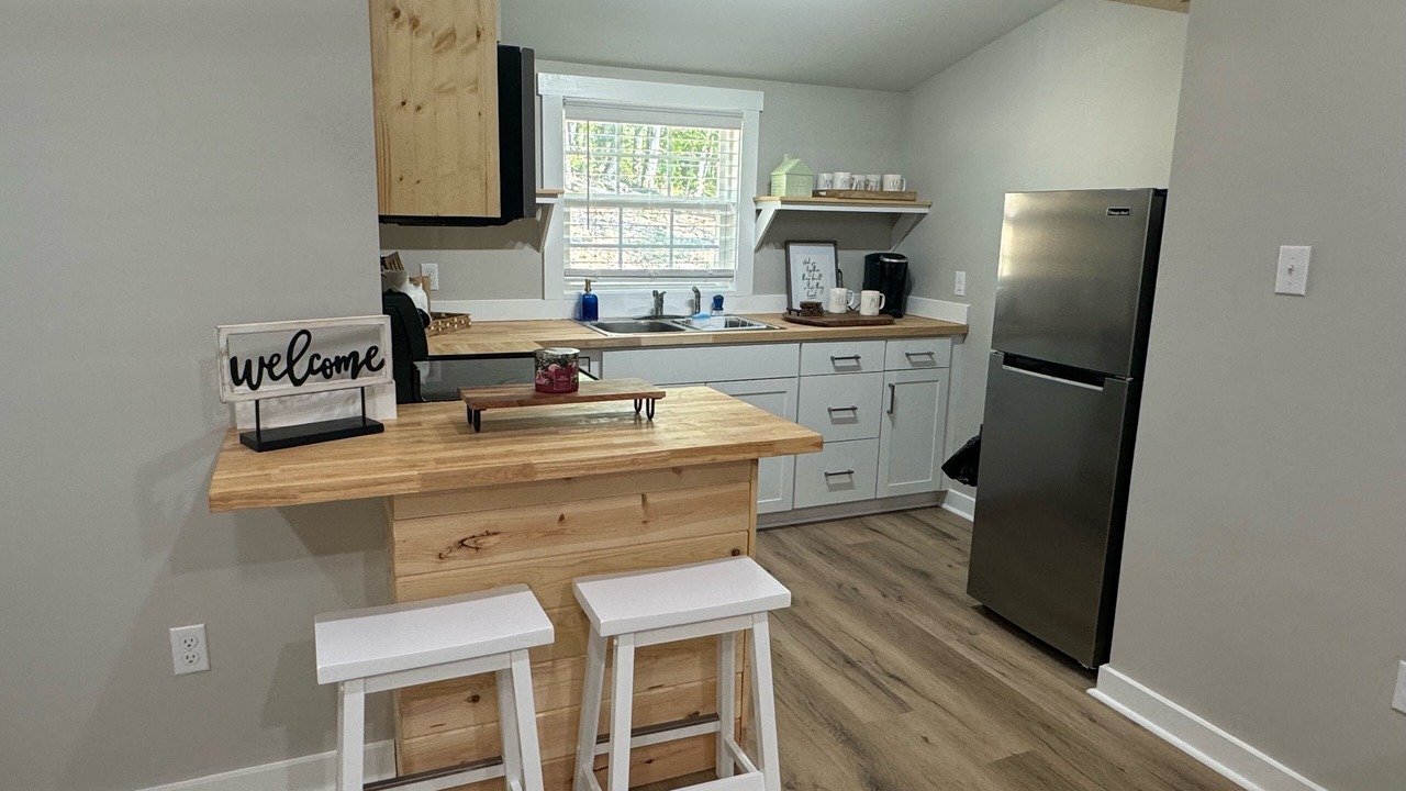 Photo of Kitchen in Waneta