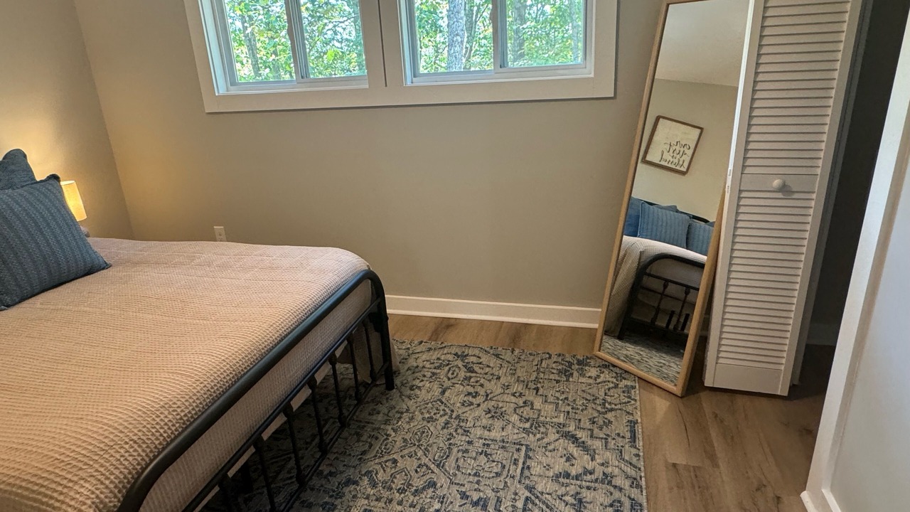 Photo of Bedroom in Waneta