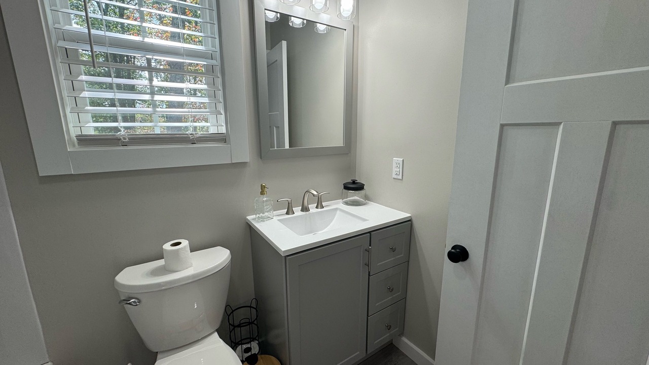 Photo of Bathroom in Waneta