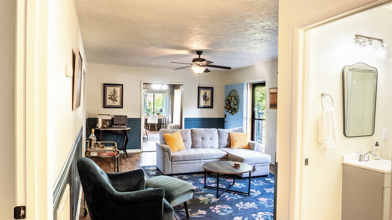 Photo of Livingroom in Central