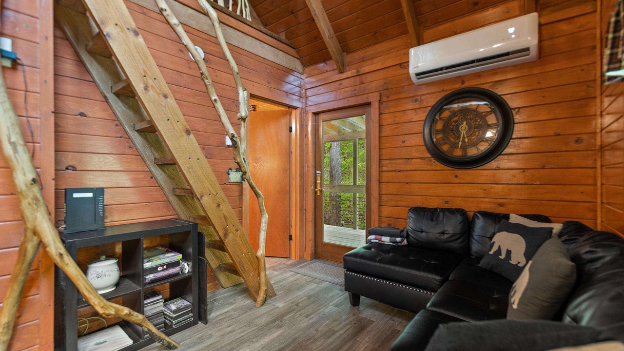 Photo of Livingroom in Campton