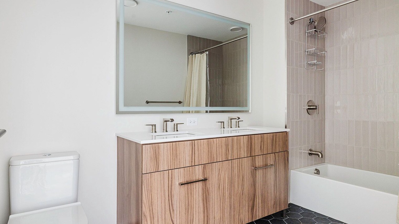 Photo of Bathroom in Truxton Circle