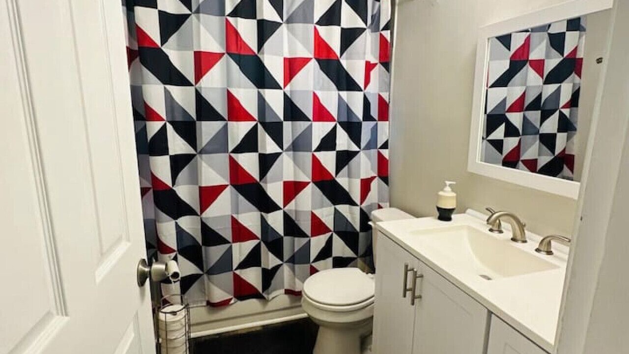 Photo of Bathroom in Reading