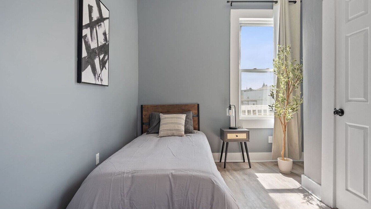 Photo of Bedroom in Walnut Hills