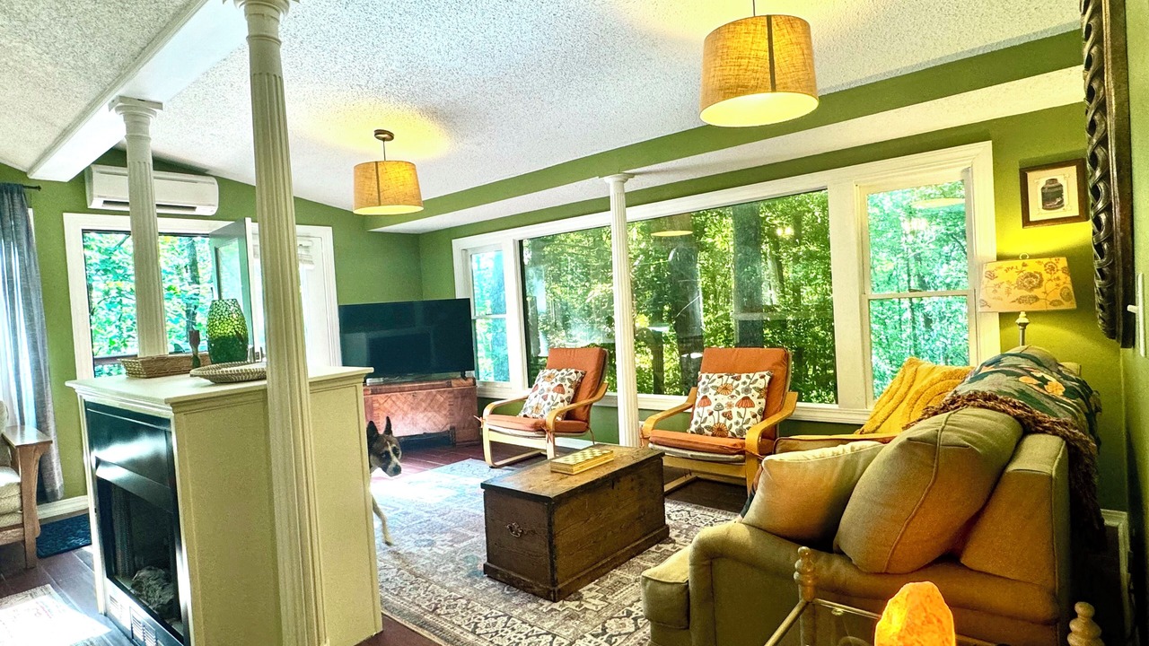 Photo of Livingroom in Lake Lure