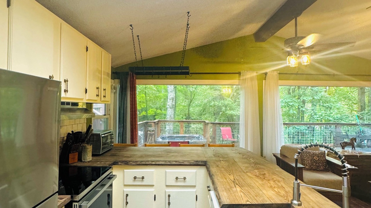 Photo of Kitchen in Lake Lure