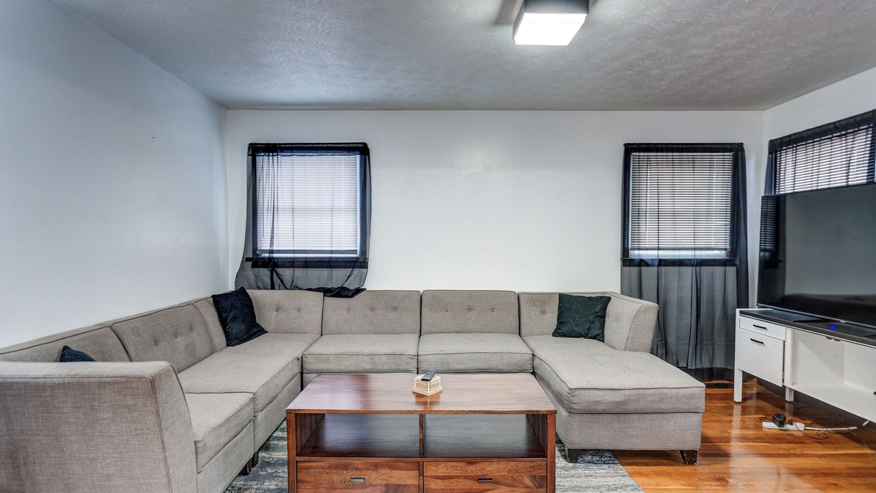 Photo of Livingroom in Johnson City