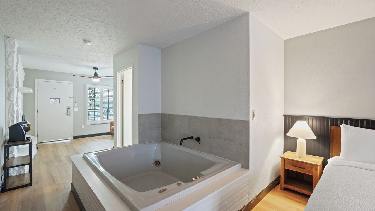 Photo of Bedroom in Townsend