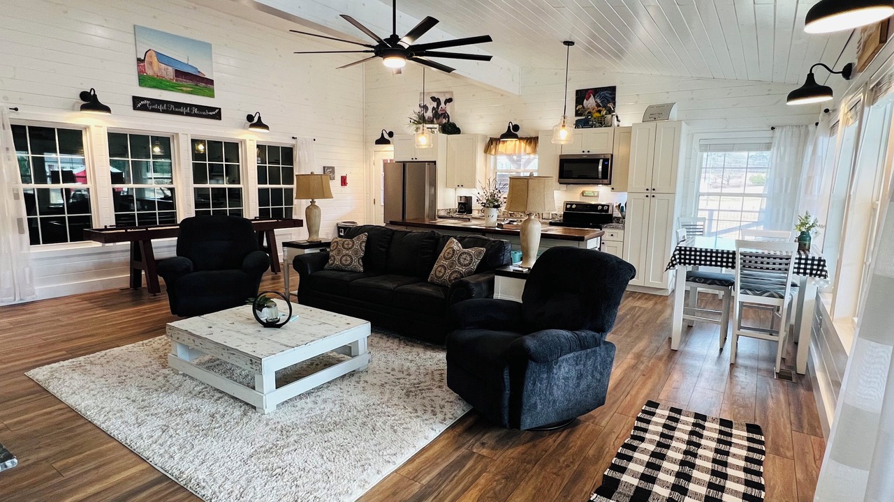 Photo of Livingroom in Dandridge