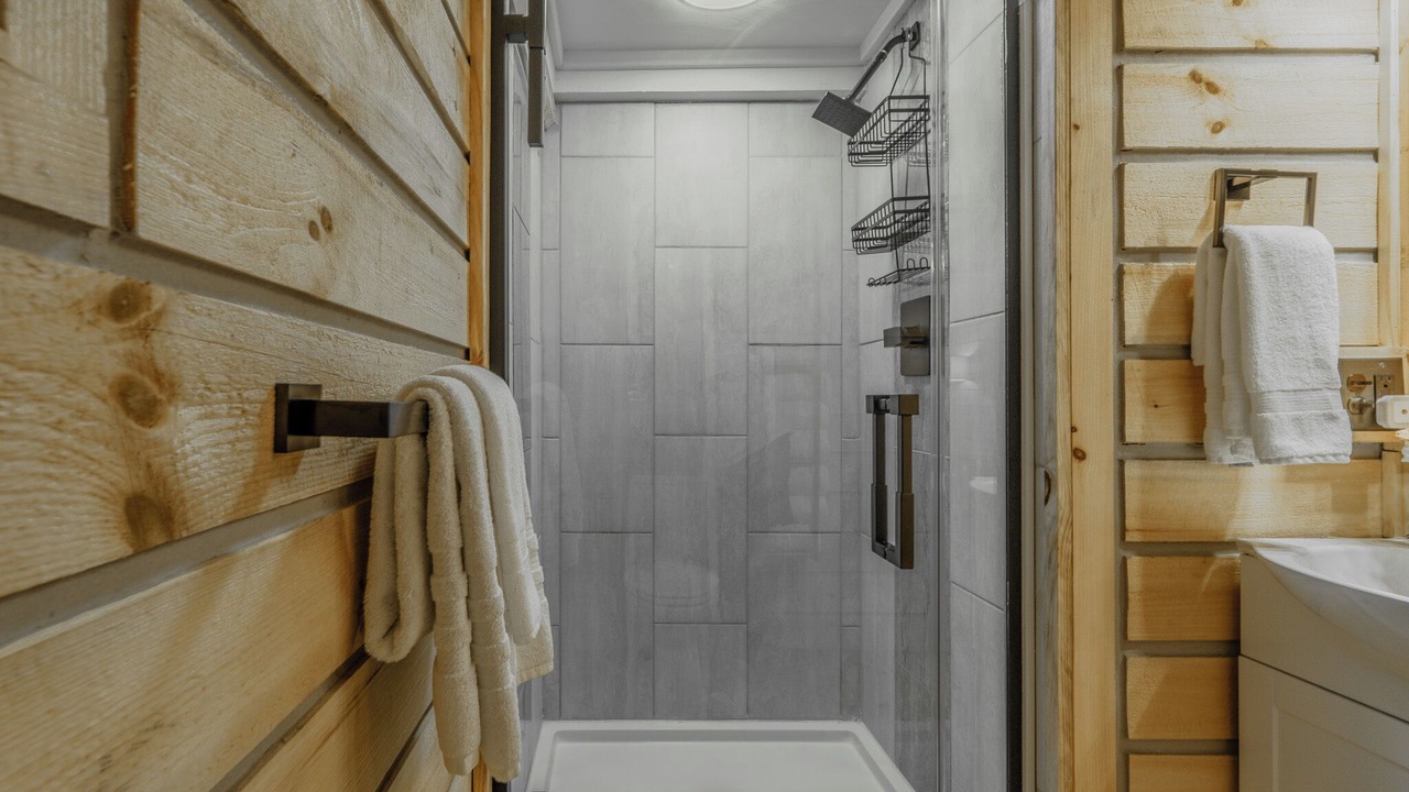 Photo of Bathroom in Elizabethton