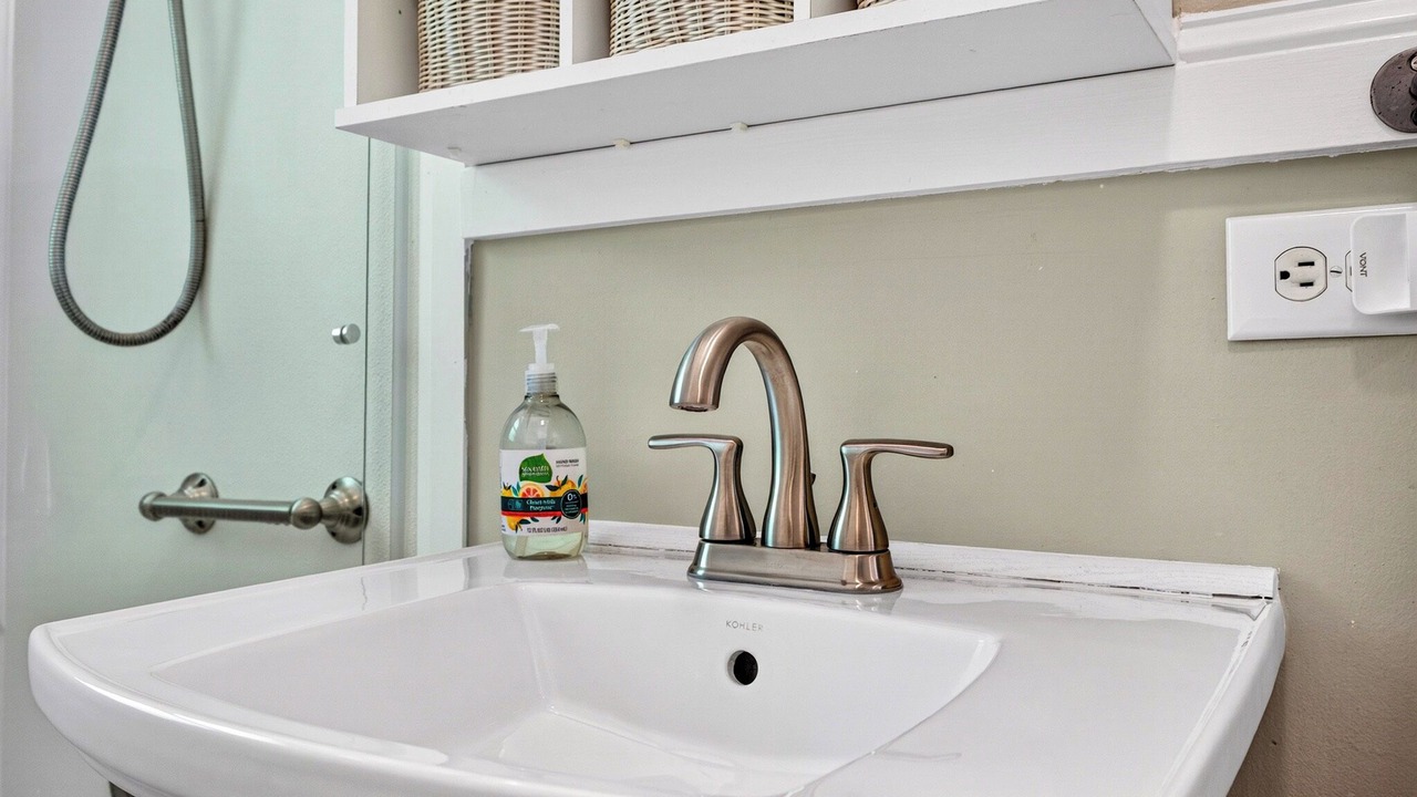 Photo of Bathroom in Black Mountain