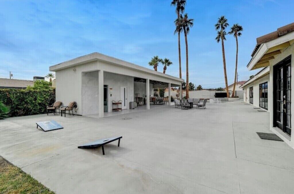 Photo of Outdoor in Spring Valley